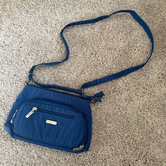 Baggallini Blue Crossbody Bag - Picture 1 of 8